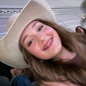 Meet your Posher, Niam